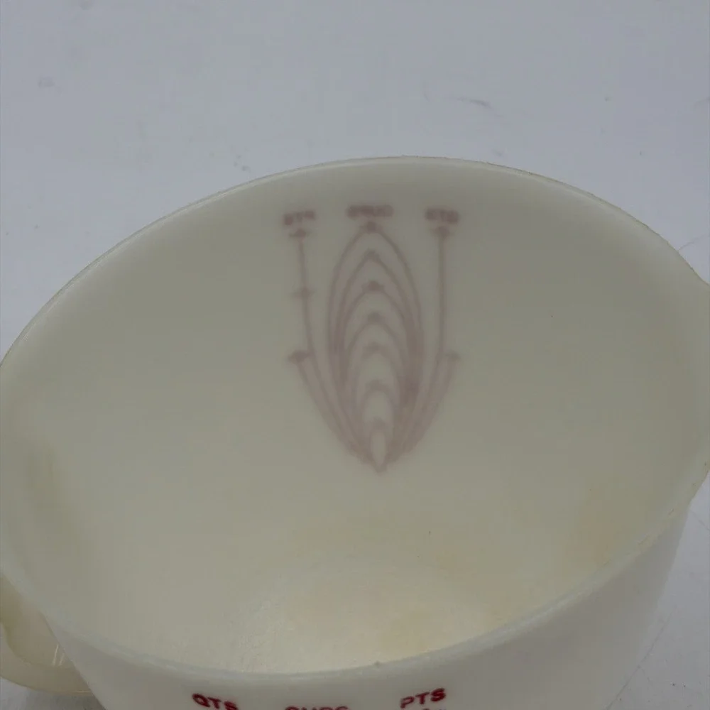 Vintage TUPPERWARE Mix N Store 8 Cup 2 Qt Measuring Bowl Pitcher No Lid 500-2